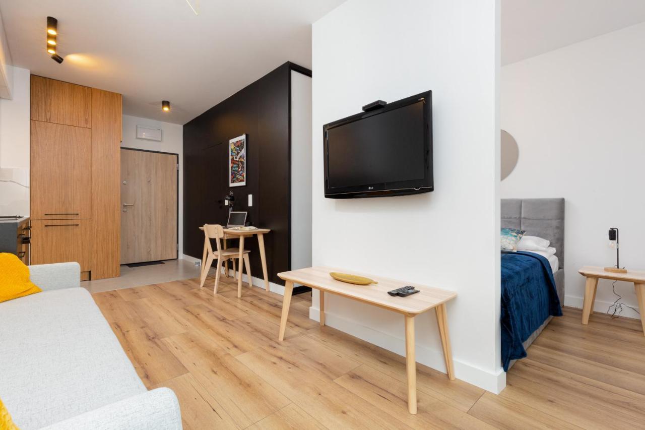 Atrium Promenada Apartments Goclaw By Noclegi Renters Βαρσοβία Εξωτερικό φωτογραφία