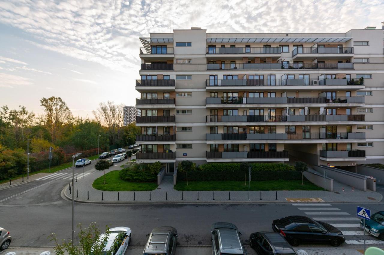 Atrium Promenada Apartments Goclaw By Noclegi Renters Βαρσοβία Εξωτερικό φωτογραφία