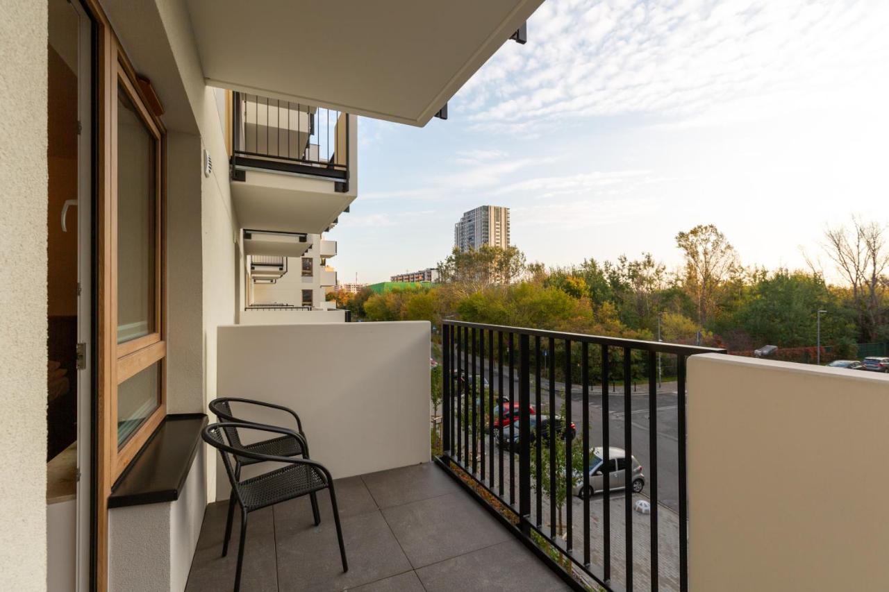Atrium Promenada Apartments Goclaw By Noclegi Renters Βαρσοβία Εξωτερικό φωτογραφία